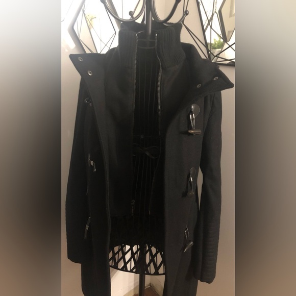 Ladies medium BCBGMAXAZRIA winter jacket - Picture 15 of 15